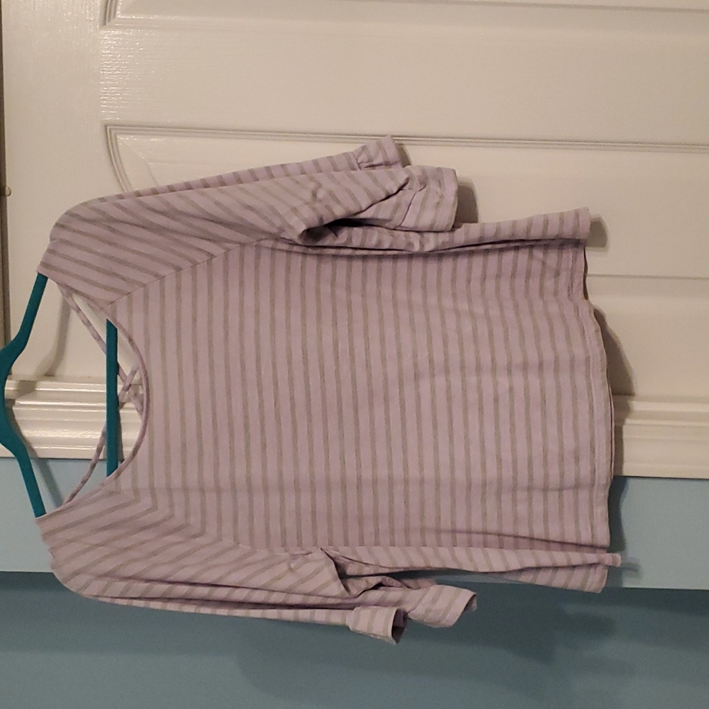 3/4 sleeve tshirt